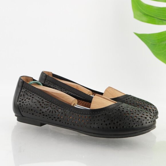 Vionic Womens Robyn Ballet Flats Size 6 Black Leather Slip On Shoes Perforated - Picture 1 of 13